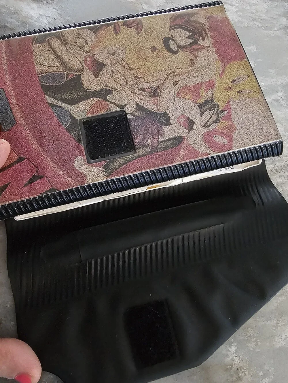 Vintage 1995 Looney Tunes Day Runner Personal Organizer Planner 6-Ring Binder